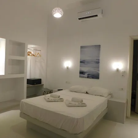 Calm Center Apartment Fira (Santorini)